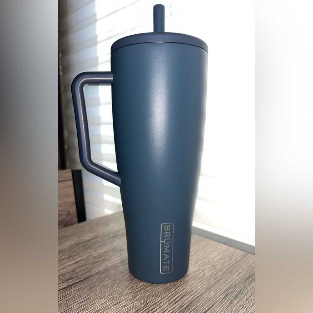 Navy Blue 40oz Brumate